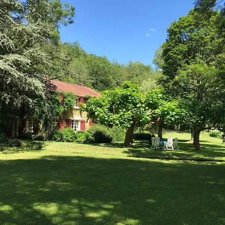 Le Moulin Neuf לינה וארוחת בוקר